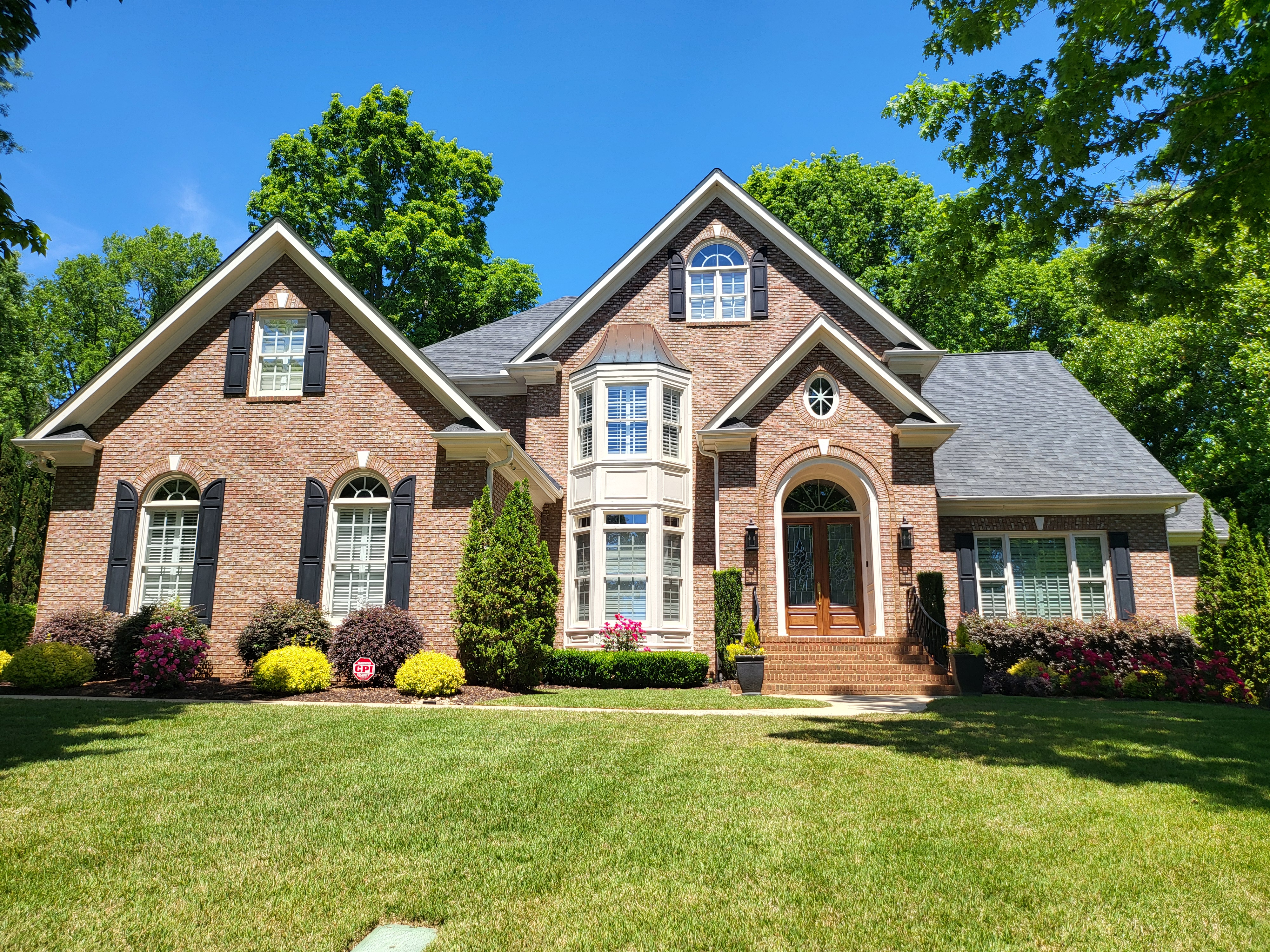 Professional Residential House/Property Soft & Pressure Washing in Greer, SC
